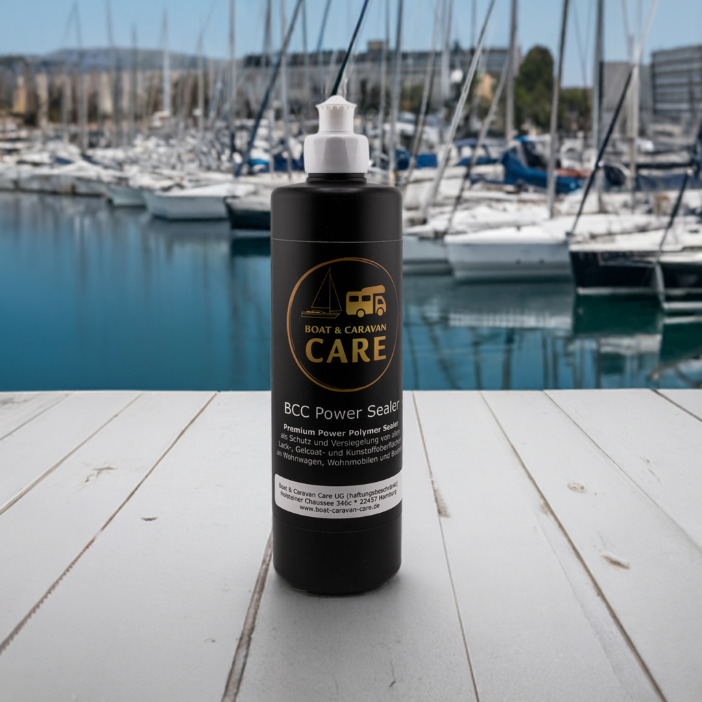 Premium Versiegelung für Wohnmobile, Boote und Wohnwagen.
Power Polymer Sealer mit UV-Schutz und Versiegelung von allen Lack-, Gelcoat- und Kunstoffoberflächen an Wohnwagen, Wohnmobilen und Booten.